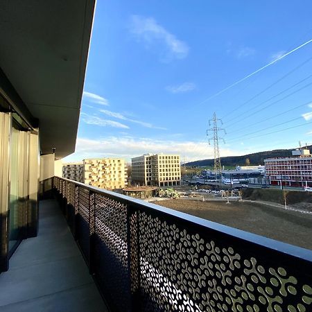 Glad Spot: Zurich - Central - Design - Netflix Zurique Exterior foto