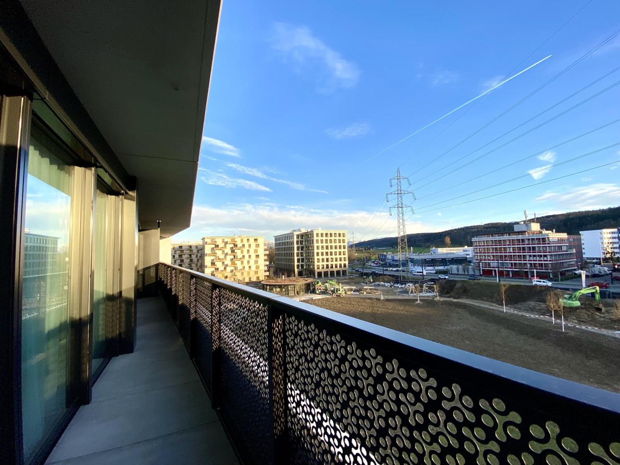 Glad Spot: Zurich - Central - Design - Netflix Zurique Exterior foto
